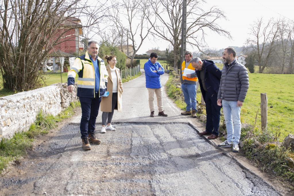 El Tapin - El Ayuntamiento de Siero destinará un millón de euros en la mejora, reparación y mantenimiento de caminos municipales en 2022