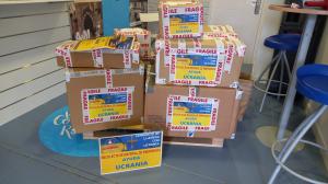 El Tapin - Los comerciantes de Llanera envían para Ucrania la primera tanda de los materiales de primera necesidad que se han recogido