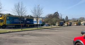 El Tapin - Un convoy de 50 camiones del Alimerka ha entrado en el Centro Logístico en Llanera