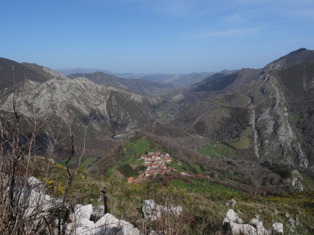 El Tapin - El Club de Montaña y Senderismo Pataricu realizará una ruta por la Sierra de Vis en el Parque natural de Ponga el 17 de abril