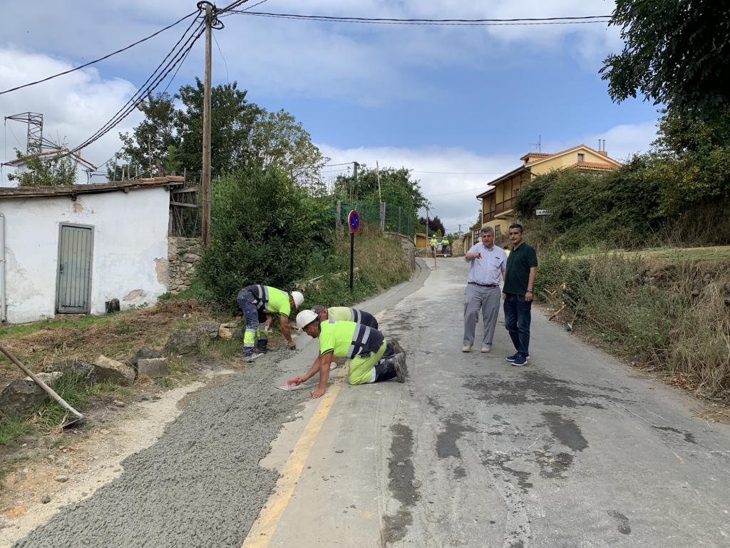 El Tapin - El Ayuntamiento de Siero renueva la red de abastecimiento en el Camino de La Piñera en Pola de Siero