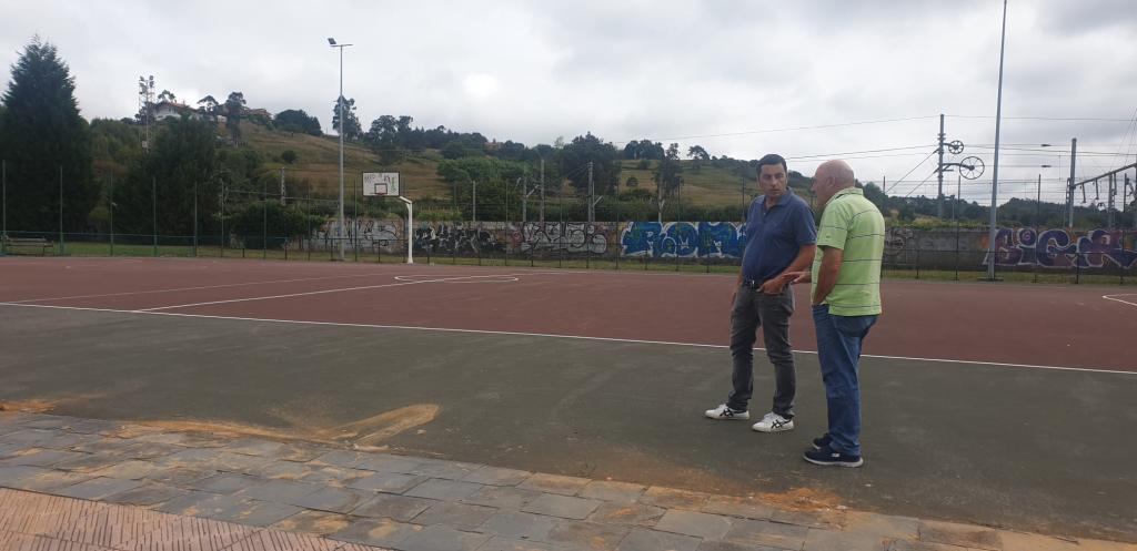 El Tapin - Comienzan las obras de acondicionamiento de la pista deportiva de Lugo de Llanera