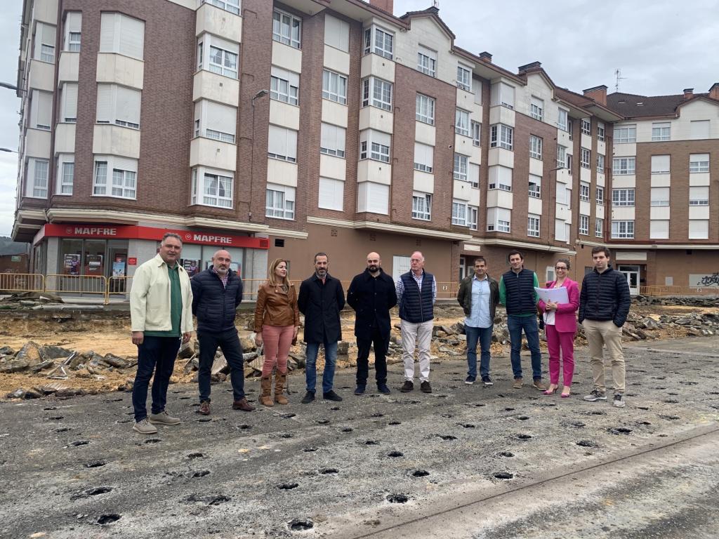 El Tapin - Comienzan las obras de la nueva plaza de El Berrón en la zona de El Ferroviario