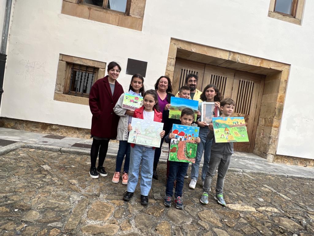 El Tapin - Los ganadores del Concurso Infantil de Pintura de Agrosiero recogieron sus premios