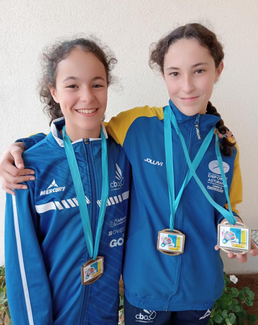 El Tapin - Las hermanas llanerenses, Belén y Lucía Soto, campeonas de Asturias de bádminton 