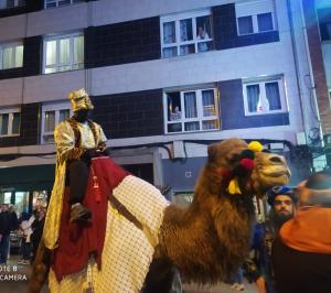 El Tapin - Los Reyes Magos visitaron a los niños polesos