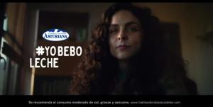 El Tapin - La actriz llanerense, Teresa Denisse, una de las protagonistas del spot de la nueva campaña de Central Lechera Asturiana