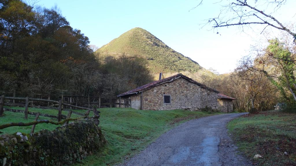 El Tapin - El Club de Montaña y  Senderismo Pataricu recorrerá la ruta circular Puente Miera- La Muriosa el 5 de febrero