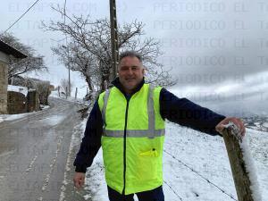 El Tapin - Siero realiza labores preventivas contra las heladas en las carreteras debido al temporal