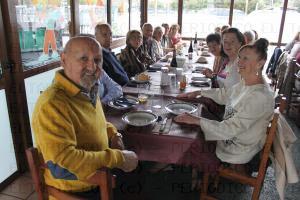 El Tapin - Los amigos y vecinos de Villabona se reunieron en el Bar La Vega