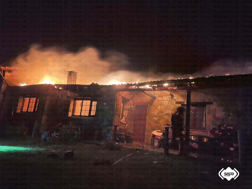 El Tapin - Extinguido un incendio en una vivienda unifamiliar del barrio de Les Fontes, en La Calabaza, Siero
