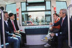 El Tapin - El Consorcio de Transportes pone en servicio el primer autobús autónomo en tráfico abierto en España en el Parque Tecnológico de Asturias