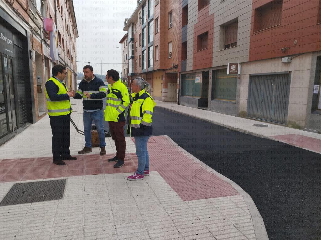 El Tapin - A punto de concluir las obras de mejora de la accesibilidad en la calle Covadonga de Lugo de Llanera