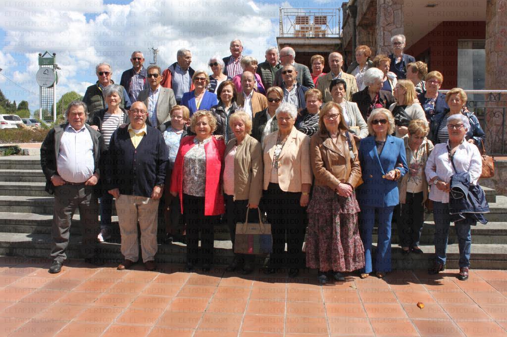 El Tapin - Las generaciones del 47 al 50 de las antiguas escuelas de Posada se han vuelto a reunir