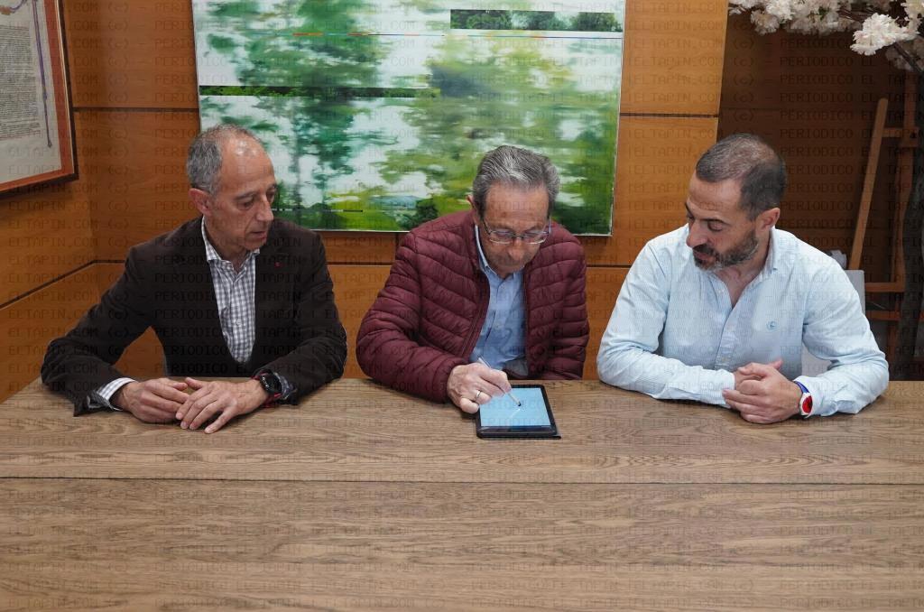 El Tapin - El PDM y el Club Siero Deportivo Balonmano firmaron el convenio de colaboración