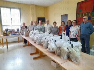 El Tapin - La Asociación de Jubilados y Pensionistas de Lugones entregó 1.400 bollos y botellas de vino
