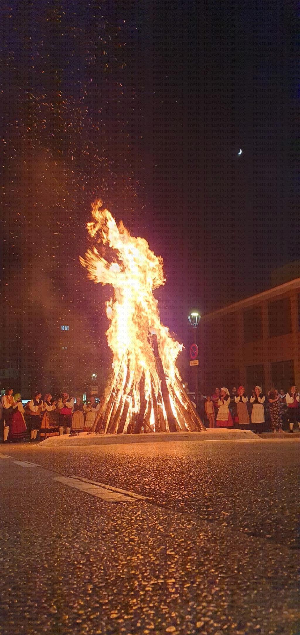 El Tapin - Llanera celebró la hoguera de San Juan