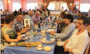 El Tapin - La Asociación de Vecinos San Miguel de Villardeveyo realizará la comida de hermandad el 22 de julio en el Royal