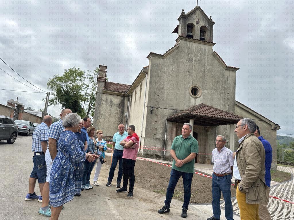 El Tapin - Finalizan las obras del aparcamiento de la iglesia de Feleches