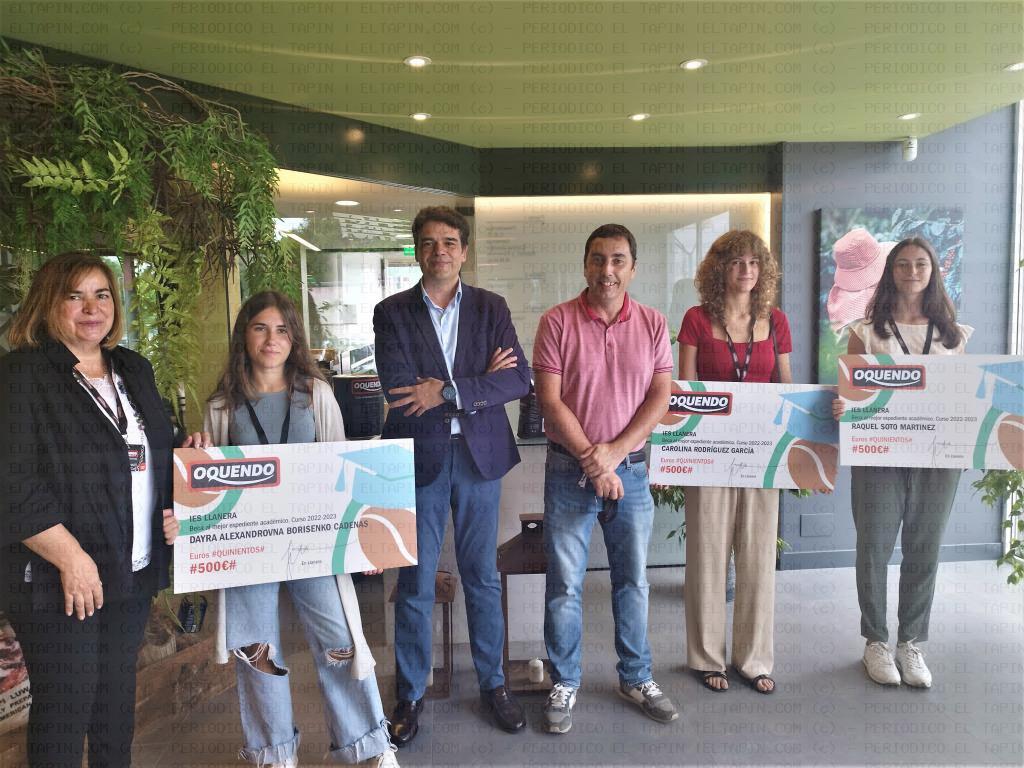 El Tapin - El Ayuntamiento de Llanera y Cafés Oquendo premian la excelencia académica con tres becas de 500 euros