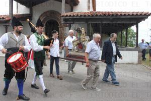 El Tapin - Misa y procesión en Arlós en honor a Santiago