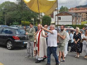 El Tapin - La Iglesia de San Salvador de Rondiella celebró la misa de la fiesta Sacramental 
