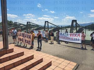 El Tapin - ASEAVA recibió a los trabajadores de Xata Roxa y les pidió tiempo para buscar soluciones
