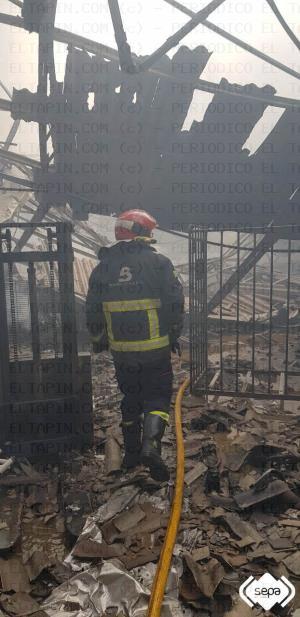 El Tapin - Desactivado PLATERPA en Situación 0 por incendio industrial en Llanera