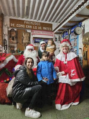 El Tapin - Papa Noel visitó el Carbayu 