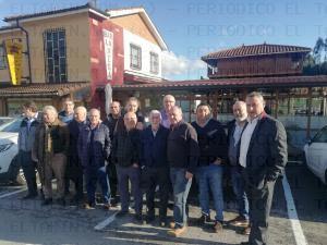 El Tapin - La Peña Los Fartones degustó los callos del Restaurante La Vega de Villabona