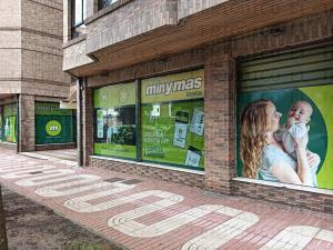 El Tapin - Hijos de Luis Rodríguez abre su séptima tienda minymas en Gijón