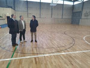El Tapin - El polideportivo municipal de Lugo de Llanera estrena pavimento