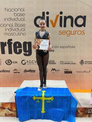 El Tapin - La alumna del colegio público de Carbayín Bajo, Paula Gómez, cuarta en el campeonato nacional de gimnasia rítmica