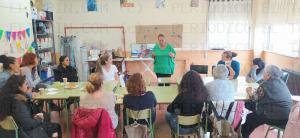 El Tapin - El colegio público de Granda celebró un encuentro con la escritora gitana, Adela Gabarri, con motivo del Día del Libro