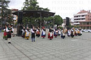 El Tapin - Música para celebrar el Día de Les Lletres en Llanera