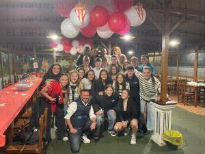 El Tapin - El equipo filial femenino del Real Sporting de Gijón celebró su cena de fin de temporada en el Bar La Vega