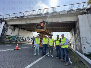 El Tapin - El Ayuntamiento de Siero realiza una obra de emergencia en el puente de acceso a Meres sobre la carretera N-634