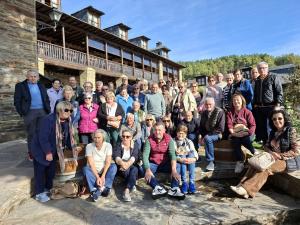 El Tapin - La Asociación de Vecinos de Bonielles visitó el Bierzo