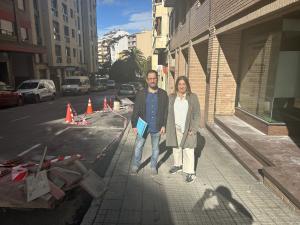 El Tapin - Continúan los trabajos del nuevo contrato de mantenimiento de aceras en zonas urbanas