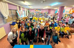 El Tapin - Los alumnos de Siero aprenderán sobre Pakistán gracias a las primeras mujeres alpinistas de dicho país, Hafiza Siddiqa Hanif y Amina Hanif, y el guía turístico Mustafá Muhammad