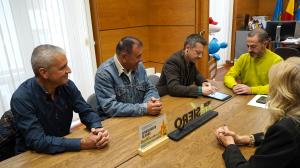 El Tapin - Siero y la Asociación Amigos del Roble firmaron el convenio de colaboración para realizar diferentes actividades culturales