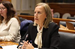 El Tapin - Pilar Fernández: “La asistencia sanitaria se está viendo muy mermada y no vemos que usted dé solución a sus problemas”