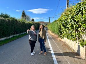 El Tapin - Siero mejora la señalización horizontal de la senda que va desde La Belga al Parque Periurbano de Les Folgueres