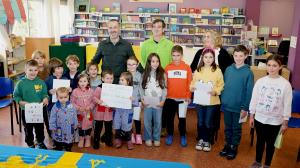 El Tapin - El alcalde de Siero participó en el Parlamento del colegio público Xentiquina de Lieres