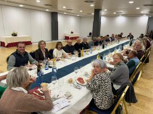 El Tapin - La Asociación de Vecinos de Fonciello y Silvota pueblo celebró su comida de hermandad