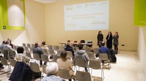 El Tapin - Las empresas y autónomos de Lugones aprenden sobre la facturación electrónica y el programa "Verifactu”