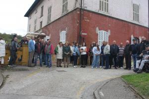 El Tapin - El Ayuntamiento está dispuesto a ofrecer locales municipales a la consejería de Salud para reubicar el centro de salud de Lieres