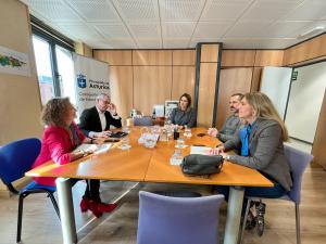 El Tapin - Siero plantea a la consejería de Educación la ampliación del colegio de La Fresneda