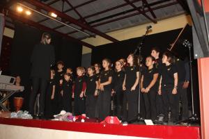 El Tapin - Los coros infantiles dan inicio al XXXIV Ciclo de música en Navidad organizado por la Coral Polifónica de Llanera