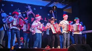 El Tapin - La Escuela de Música de Llanera cierra el año con un concierto memorable